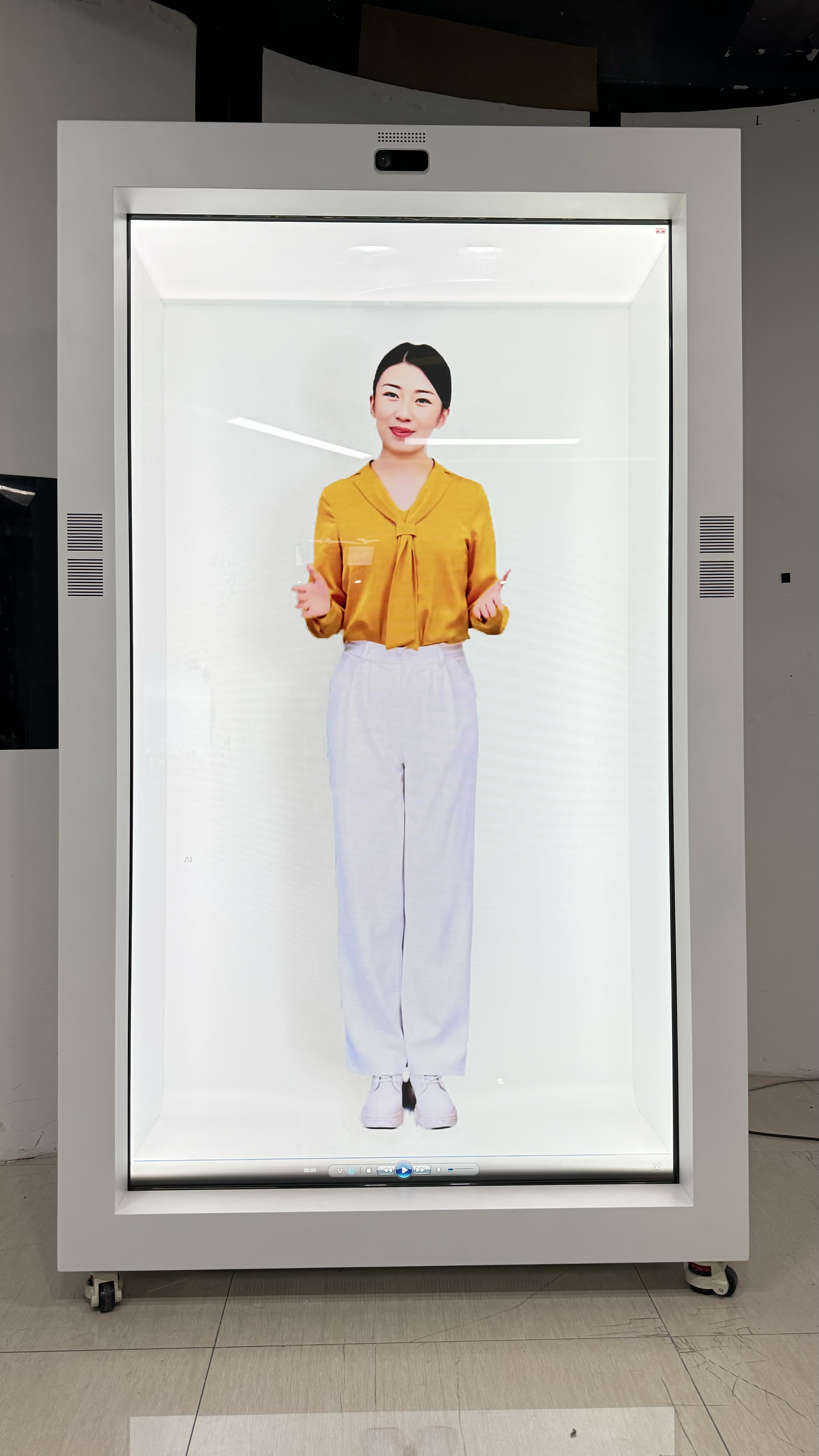  WanGo威斯尼斯人wns2299cn 86英寸3D透明屏广告展示远程视频直播数字虚拟人全息舱柜 前开门铁 带触摸 11代I5/4G+526G